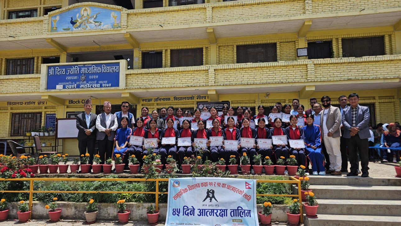 हिंसाविरुद्ध प्रतिकारको आँट: माथागढीका किशोरीहरूले सिके आत्मरक्षाको कला